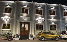 The Cattleya Hotel, Near Mumbai International Airport